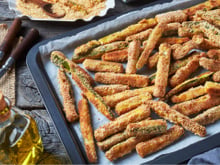 A melhor receita de abobrinha crocante: feita no forno em poucos minutos, você vai querer fazer essa delícia toda semana