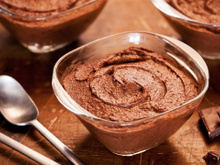 Meio mousse, meio ganache: a internet me obrigou a fazer essa receita de arroz com chocolate