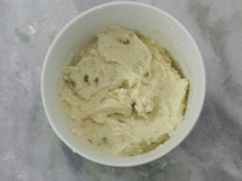 Patê de ricota com azeitonas