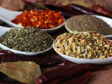 Temperos naturais para substituir os industrializados