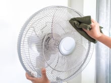 Para melhorar a qualidade do ar: a maneira mais rápida de limpar um ventilador