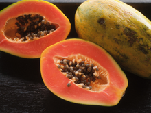 Pimenta de semente de mamão? Se você tem a fruta, tem tudo que precisa para essa receita!