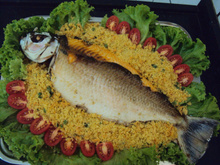 Peixe de forno recheado