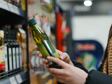 Golpe do azeite: 3 passos que você precisa seguir para não comprar um produto falsificado