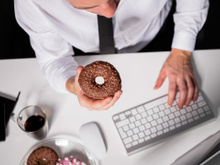 Como manter a alimentação saudável fora do home office? Essas dicas irão transformar a sua rotina no trabalho