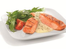 Medalhão de Salmão ao Molho de Endro