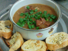 Caldo de aipim de calabresa e bacon