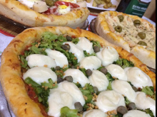 Massa de pizza fácil e deliciosa