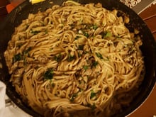 Fettuccine com cogumelos maravilhoso da Mel