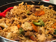 Yakisoba fácil de carne 
