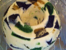 Torta de gelatina com creme de coco