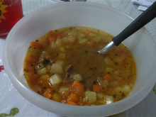 Sopa de carne com legumes