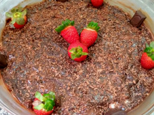 Mousse de chocolate meio amargo com morango