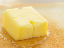 Conheça benefícios e receitas deliciosas com manteiga