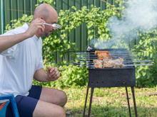 Esses são os erros que a maioria comete na hora de fazer churrasco que podem colocar a saúde em risco