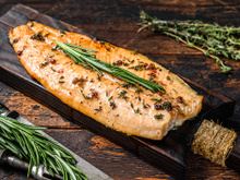 Mais leve, mais saboroso e mais saudável: como o peixe assado pode ser melhor que o frito para o bem-estar