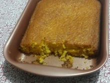 Bolo de cenoura com mel