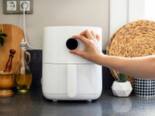 5 truques com a Air Fryer que você ainda não testou e podem facilitar sua vida na cozinha