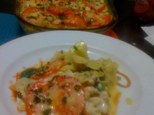 Farfalle de camarões com siri ao forno