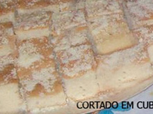 Pão de queijo delicioso (assar inteiro)