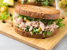 Fome na madrugada? Confira 13 receitas de lanches leves para quem fica acordado até tarde