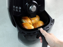 Evite o desperdício: não jogue o pão velho fora, coloque na airfryer e veja a mágica acontecer