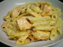 Penne com salmão