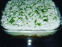 Torta de limão com chantilly