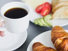 Tim Spector, especialista em microbiota: "O café da manhã pode cuidar da saúde intestinal e do bem-estar geral”
