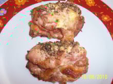 Sobrecoxas e coxas de frango recheados