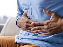 Pouca gente sabe, mas esses são os hábitos alimentares que você deve eliminar se quiser resolver o problema com gases