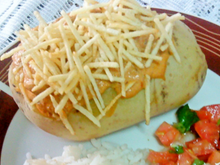 Batata recheada com estrogonofe: confira a receita