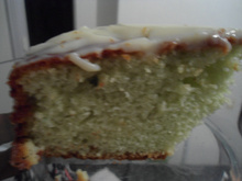 Bolo fácil de limão com cobertura