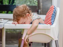 Por que sentimos sono depois de comer? Saiba mais no TudoGostoso