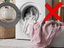 Adeus conta de energia alta: esse é o melhor horário para lavar roupa se você quer reduzir o consumo elétrico