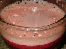 Suco de laranja, beterraba e cenoura