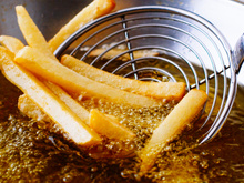 Como fritar alimentos sem fazer sujeira