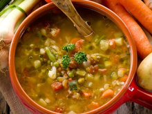 Sopa de legumes com macarrão