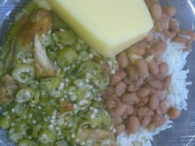 Frango com quiabo
