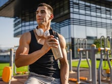 Não é só de whey que se vive um marombeiro: aqui estão as melhores proteínas pós-treino segundo pesquisa