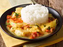 Peixe ao molho de leite de coco: confira a receita