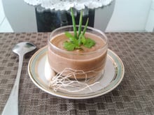 Caldo de feijão com coentro