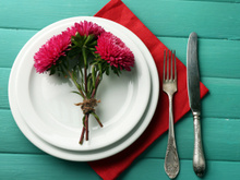 Como arrumar a mesa em jantares sofisticados