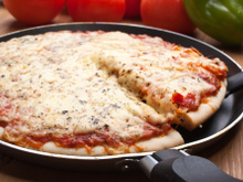 Não sabe o que fazer com o arroz que sobrou? Aproveite para preparar uma massa de pizza deliciosa e sem glúten