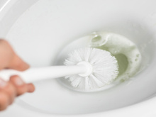 Adeus cheiro de esgoto no seu vaso sanitário: a solução certa para ter um banheiro impecável