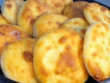Com 1 kg de farinha, você pode tem pãezinhos deliciosos: são macios e perfeitos para o café ou lanche