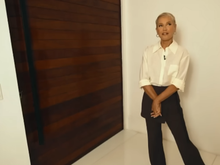 Xuxa Meneghel deixa mansão de R$ 45 milhões e se muda para casa de 900 m² mais sustentável, com cinco suítes, cinema, estúdio, cozinha gourmet e espaços integrados que valorizam o contato com a natureza