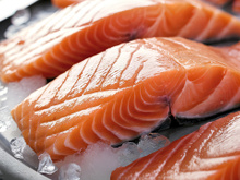 Aqui está o que você precisa saber sobre a cor do salmão: por que alguns salmões são mais escuros do que outros?