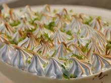 Como fazer ovo de Páscoa recheado: dicas e truques para preparar o doce com facilidade e economizar!