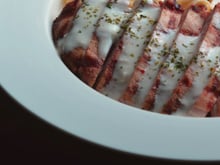 Tender ao molho branco